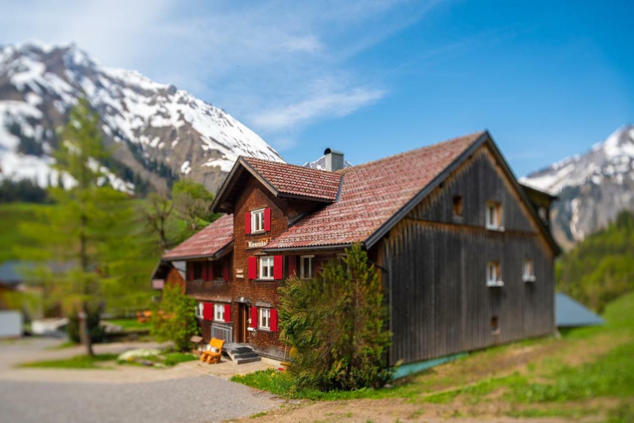 Bergwelt-M - Scheunencamping Schroecken Exterior foto